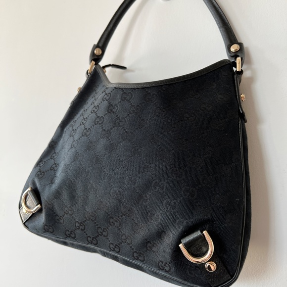 Authentic Gucci Canvas Bag - Picture 2 of 10